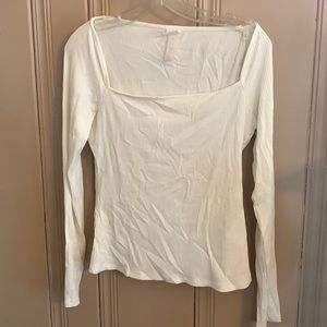 Long sleeve fitted stretch material